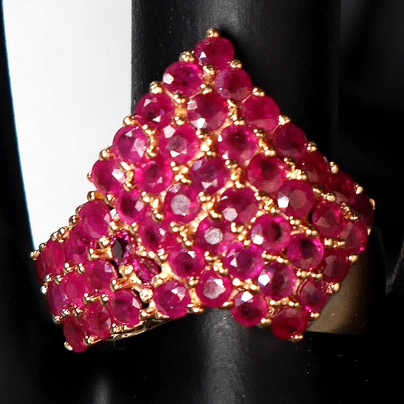 14k Ruby Ring Chevron V Cluster SOLID Yellow Gold - Picture 2 of 9